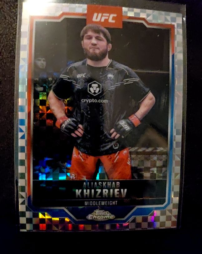 2025 Topps Chrome UFC #196 Aliaskhab Khizriev — front