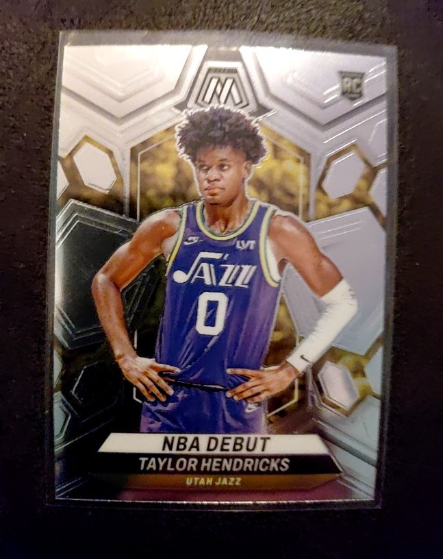 2023-24 Panini Mosaic #261 Taylor Hendricks NBA Debut — front