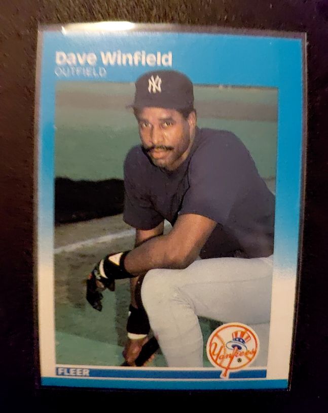 1987 Fleer #120 Dave Winfield — front