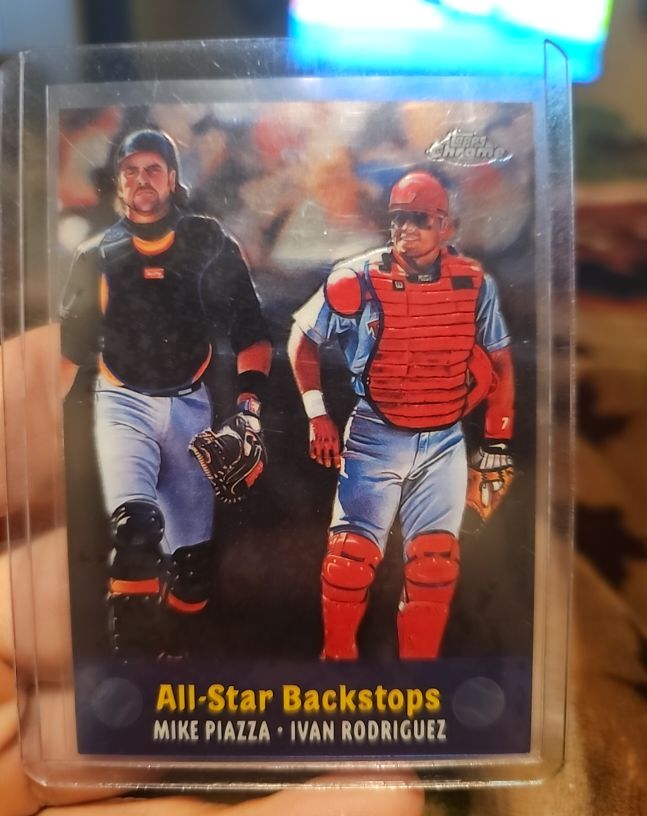 2000 Topps Chrome #TC4 Mike Piazza / Ivan Rodriguez — front