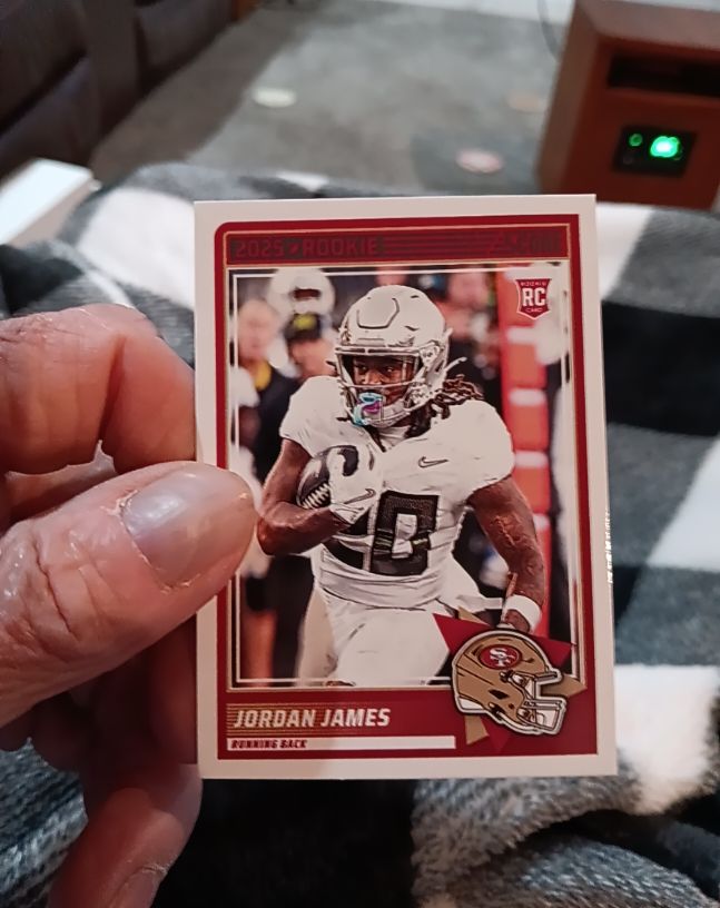 2025 Panini Score #47 Jordan James — front