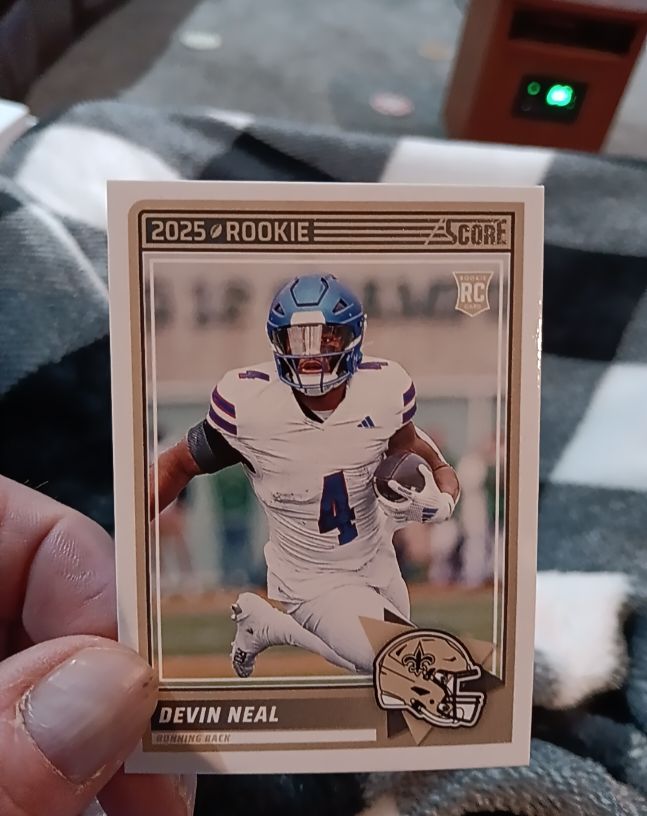 2025 Panini Score #40 Devin Neal — front