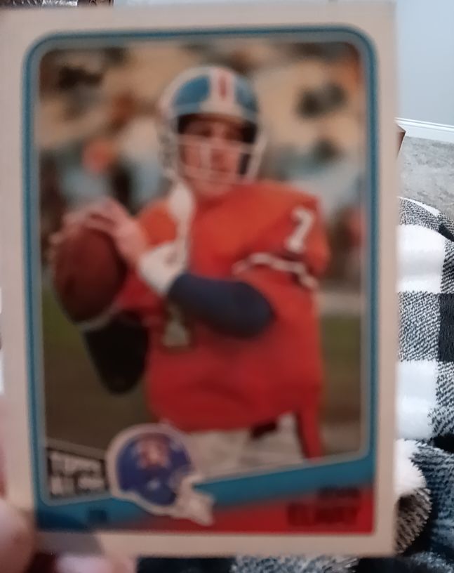 1988 Topps #23 John Elway — front