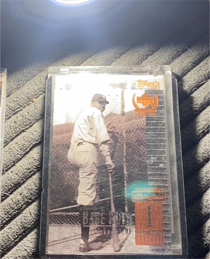 1992 Topps Gold Winner #1 Babe Ruth — front