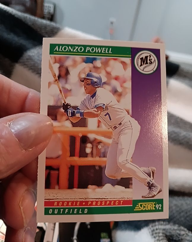 1992 Score #413 Alonzo Powell — front