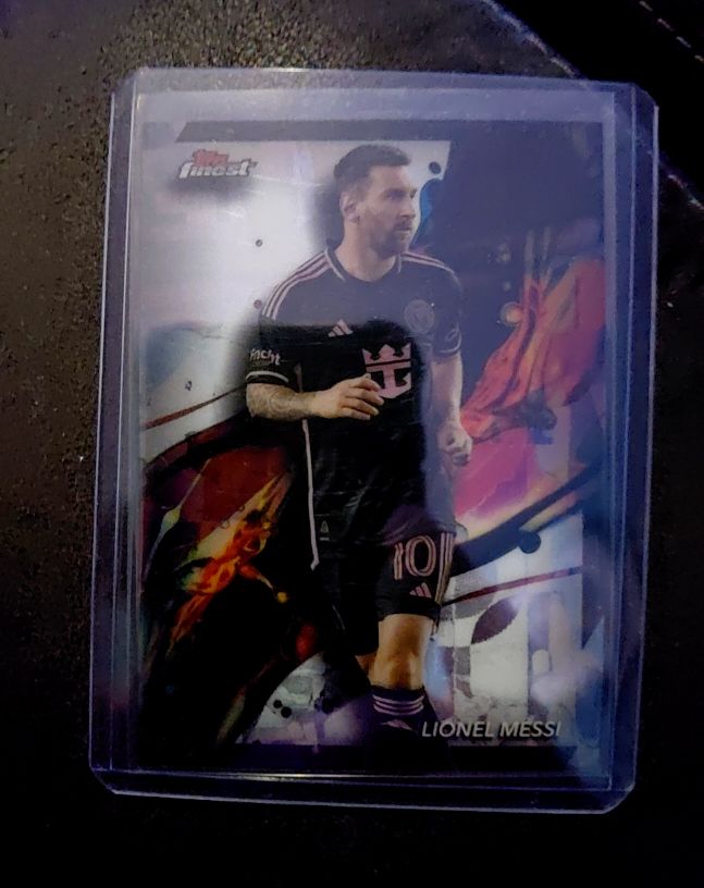 2024 Topps Finest MLS #10 Lionel Messi Inter Miami CF — front