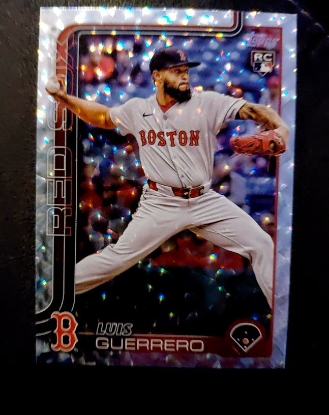 2025 Topps Series 1 RED #1 Luis Guerrero — front
