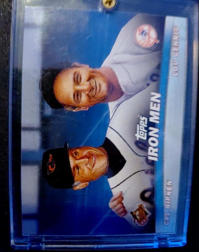 2001 Topps Combos #TC16 Iron Men Cal Ripken Jr. / Lou Gehrig — front