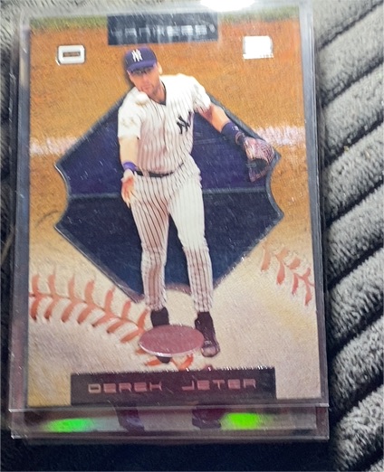 2002 Fleer Hot Prospects #1 Derek Jeter — front