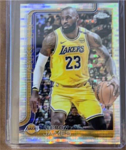 2025-26 Topps Chrome #127 LeBron James — front