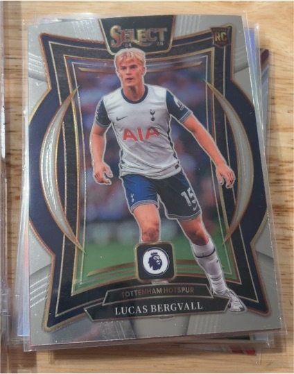 2024-25 Panini Select Premier League #10 Lucas Bergvall — front