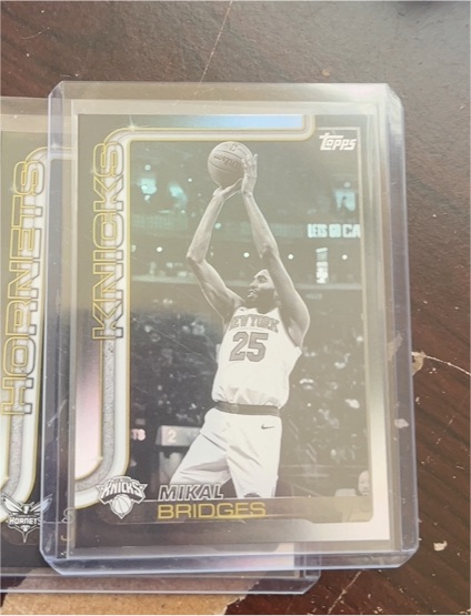 2025-26 Topps Blackout #18 Mikal Bridges — front