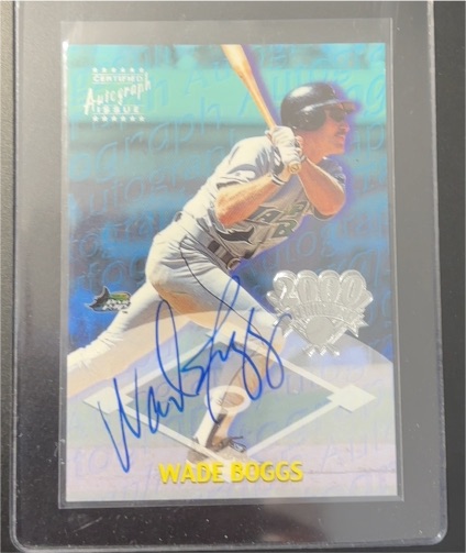 1999 Topps Wade Boggs 2000 Opening Day Certified Issue Autograph — front