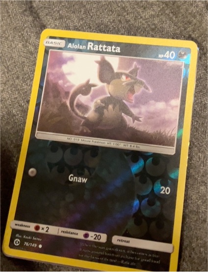 2017 Pokémon Sun & Moon #76 Alolan Rattata — front