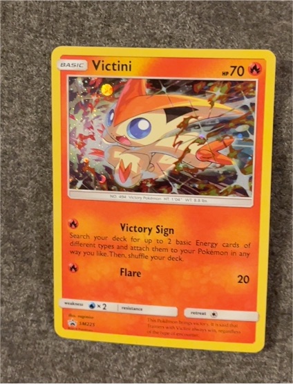 2019 Pokémon SM225 Victini — front