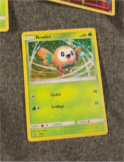 2017 Pokémon SM22 Rowlet — front