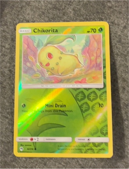 2017 Pokémon SM Lost Thunder #6 Chikorita — front