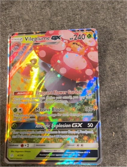 2019 Pokémon Sun & Moon Cosmic Eclipse #4 Vileplume GX — front