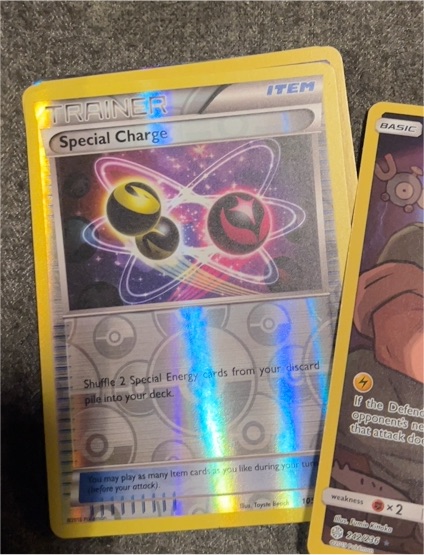 2022 Pokémon Lost Origin #107 Special Charge — front