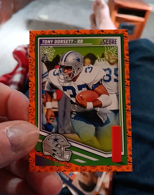 2025 Panini Score-A-Treat #202 Tony Dorsett — front