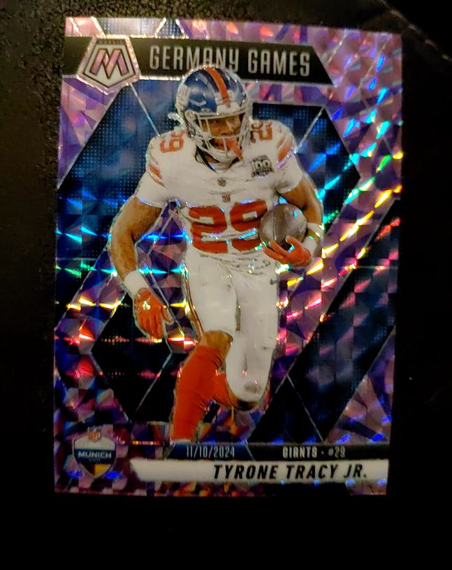 2025 Panini Mosaic #29 Tyrone Tracy Jr. — front