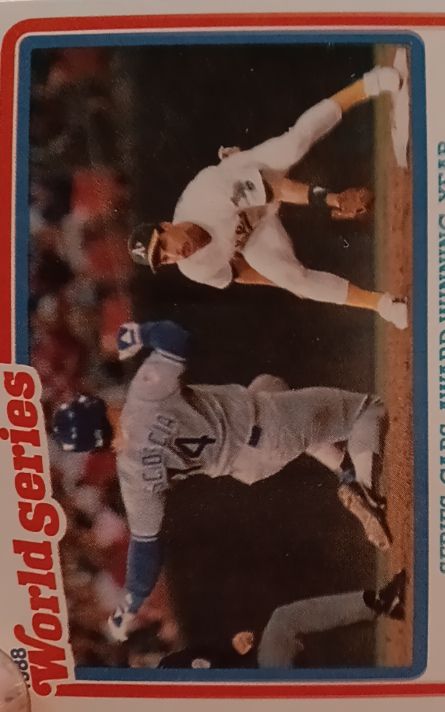 1989 Topps #1988 Ozzie Guillen — front