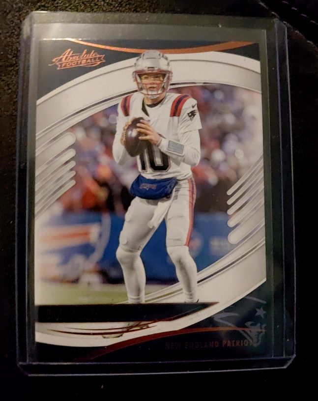 2023 Panini Absolute #79 Mac Jones — front