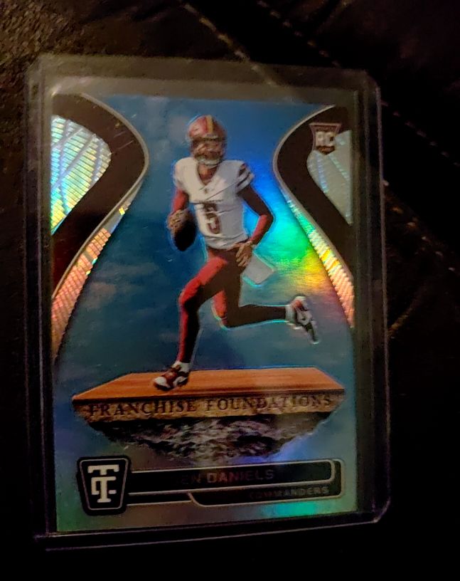 2024 Panini Totally Certified #20 Jayden Daniels Franchise Foundations RC — front