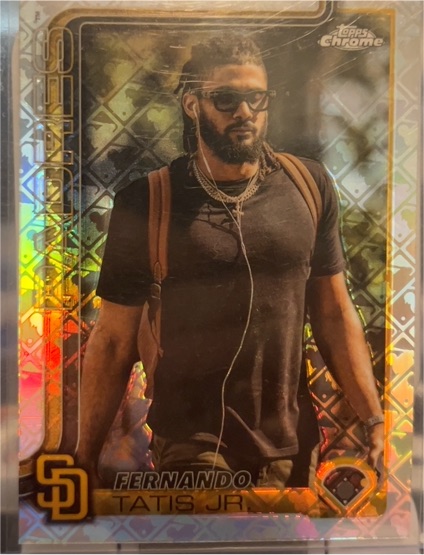 2025 Topps Chrome #159 Fernando Tatis Jr. Image Variation — front