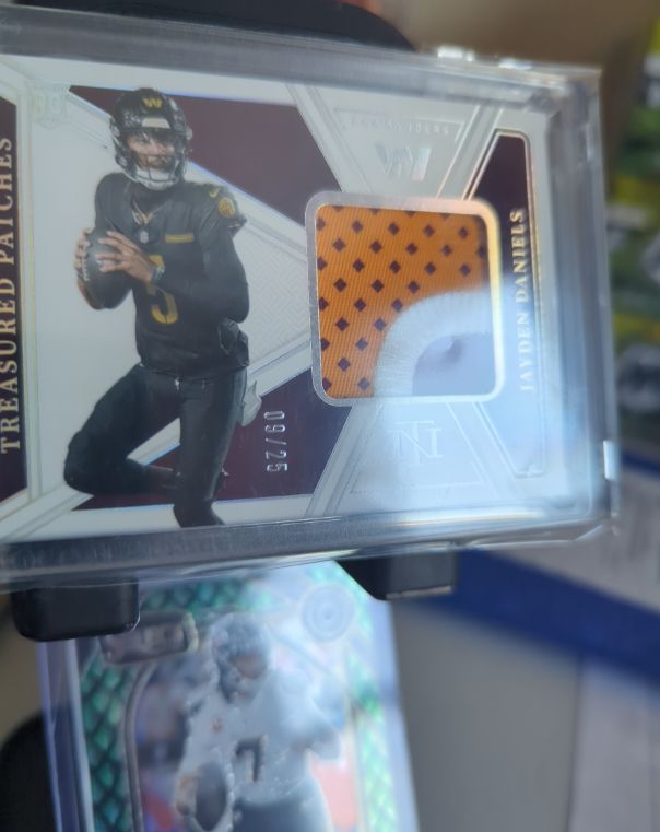 2024 Panini National Treasures #97 Jayden Daniels — front