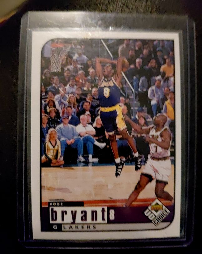 1998 Upper Deck Choice #69 Kobe Bryant — front