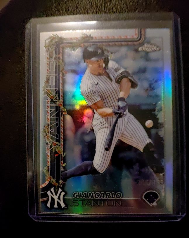 2025 Topps Series 1 #262 Giancarlo Stanton — front