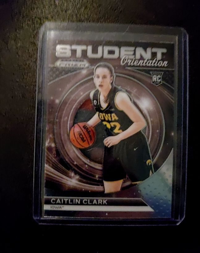 2024 Panini Prizm Draft Picks Student Orientation #22 Caitlin Clark — front
