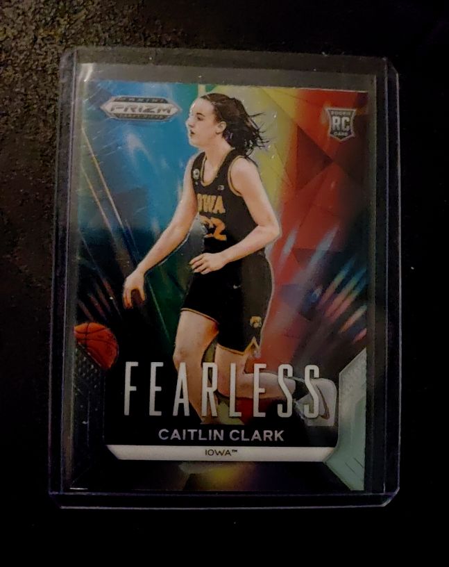 2024 Panini Prizm Draft Picks #24 Caitlin Clark Fearless Rookie RC Silver Prizm — front