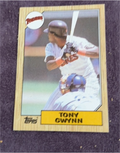 1987 Topps #530 Tony Gwynn — front