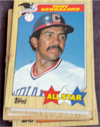 1987 Topps #607 Tony Bernazard — front