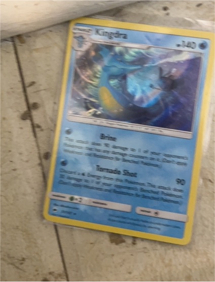 2017 Pokémon TCG Burning Shadows #31 Kingdra — front