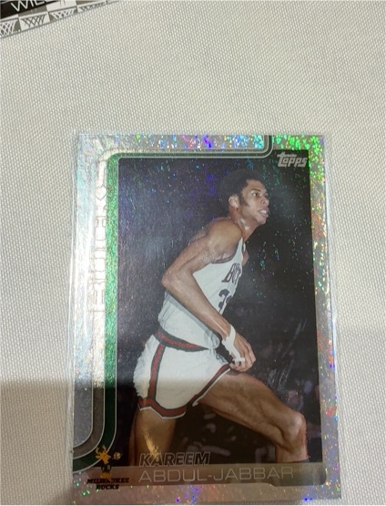 2025-26 Topps #259 Kareem Abdul-Jabbar — front