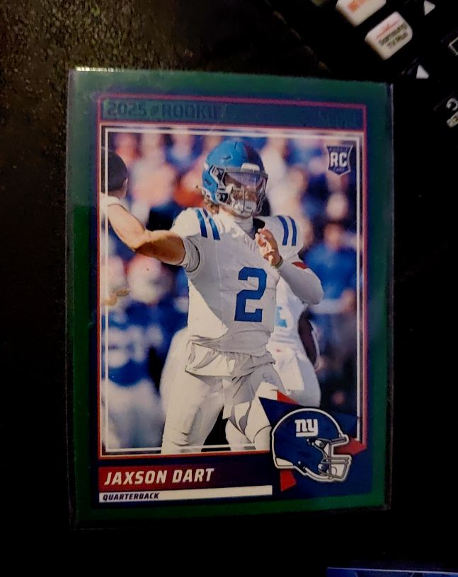 2025 Panini Score #35 Jaxson Dart — front