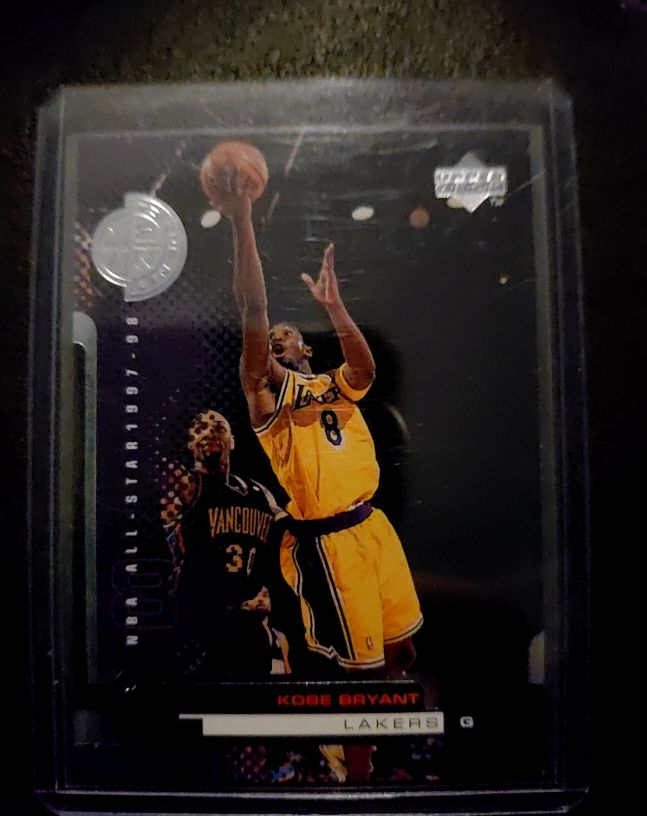 1998 Upper Deck #172 Kobe Bryant — front