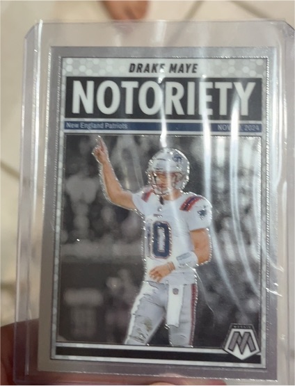 2025 Panini Mosaic Notoriety #3 Drake Maye — front