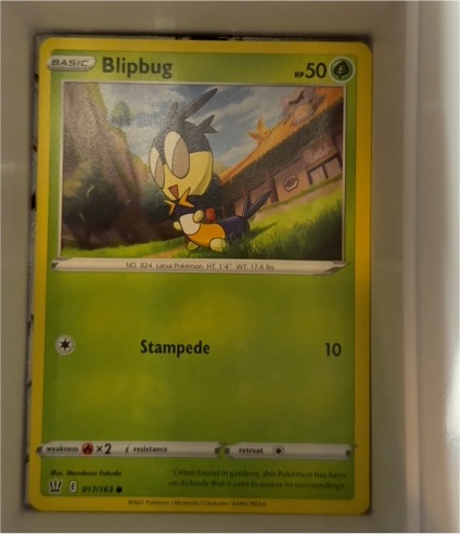 2021 Pokémon Sword & Shield Battle Styles #017 Blipbug — front