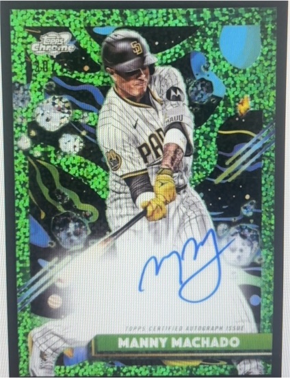 2023 Topps Chrome Manny Machado Green Mojo Autograph — front