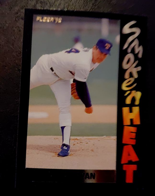 1992 Fleer Smoke 'N Heat #5 Nolan Ryan — front