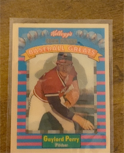 1991 Kellogg's Corn Flakes Baseball Greats #1 Gaylord Perry — front