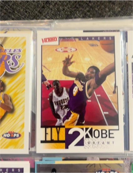 2000 Upper Deck Victory #296 Kobe Bryant — front
