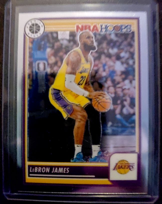 2023-24 Panini NBA Hoops Premium Stock #149 LeBron James — front