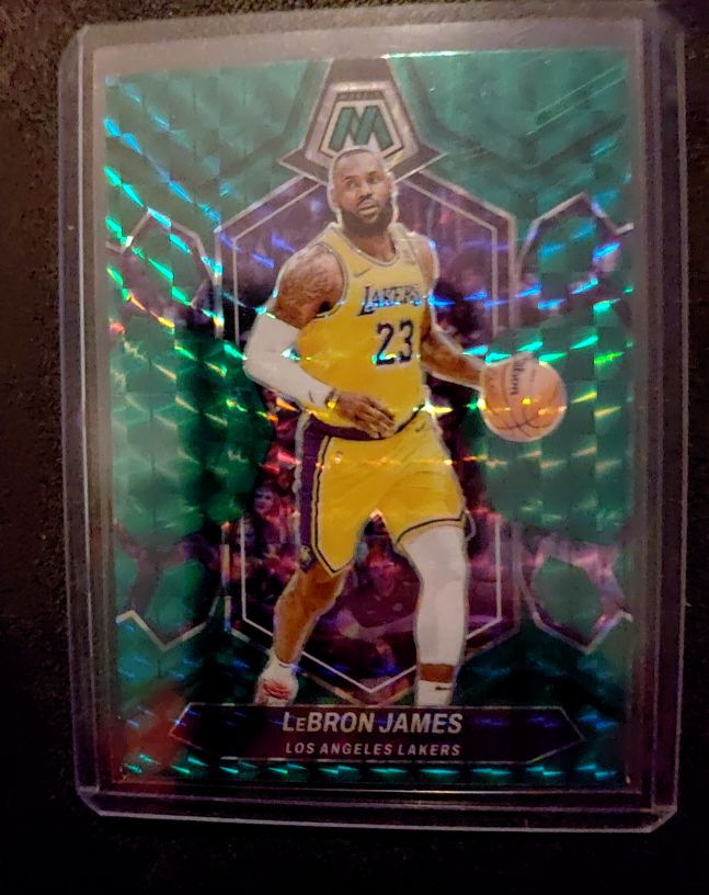 2023-24 Panini Mosaic #92 LeBron James — front