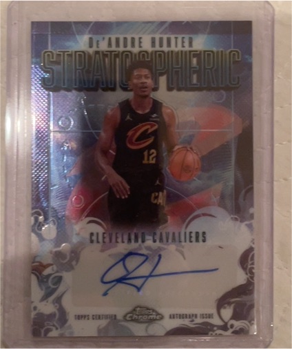 2025 Topps Chrome Stratospheric #De'Andre Hunter — front