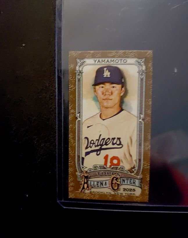 2025 Topps Allen & Ginter #138 Yoshinobu Yamamoto — front